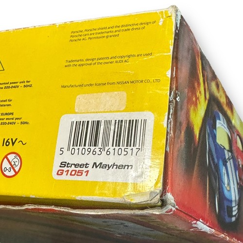 Micro Scalextric Street Mayhem Box Set 1:64 Porsche Boxster Nissan 350Z Audi TT - Picture 23 of 24