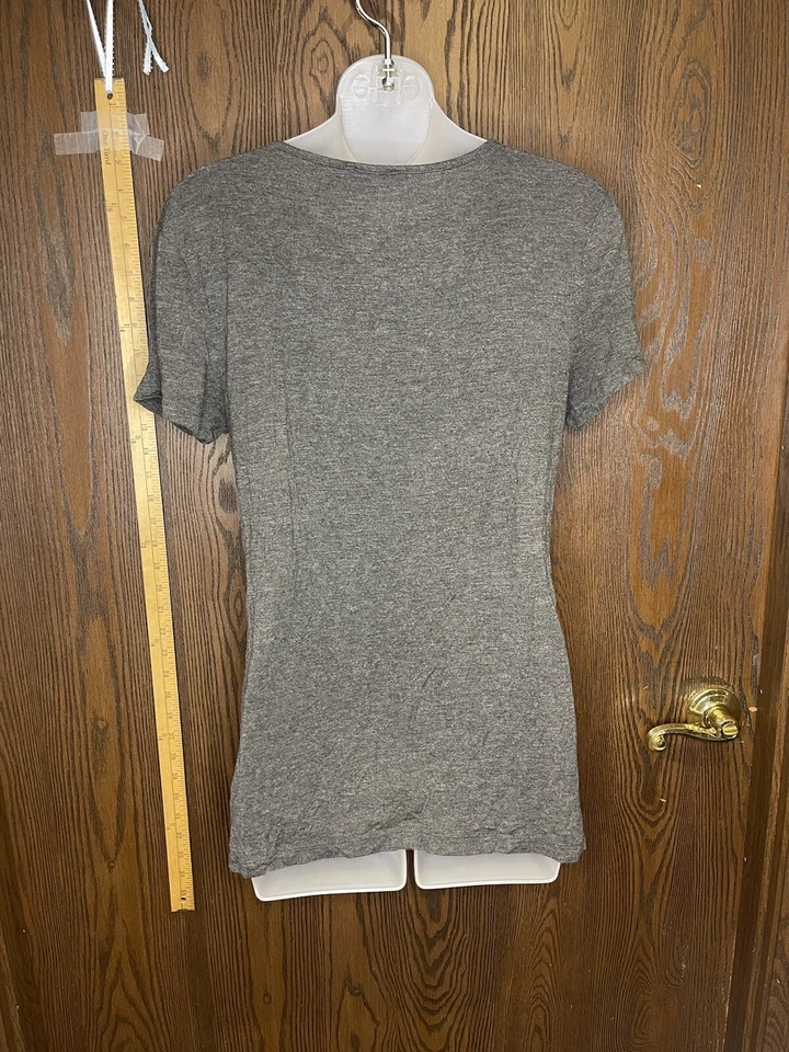 Zenana Outfitters T-Shirt Size Large Gray V-Neck Tee Short Sleeve Long Stretchy - Image 2 of 3