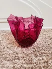 VINTAGE MURANO CRANBERRY ITALIAN ART GLASS HANDKERCHIEF VASE-DIAMOND/QUILTED