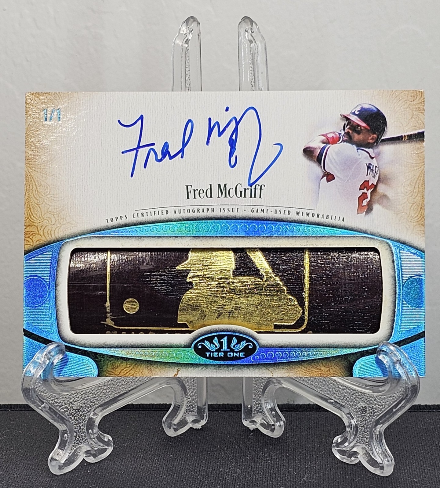 Fred McGriff 2026 Topps Tier One Game-Used LOGOMAN BAT BARREL ON-CARD AUTO 1/1