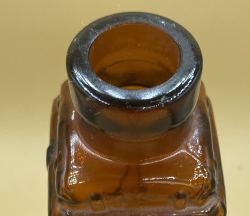 Vtg Retro Illinois glass Amber Glass Company " creme De Menthe" Bottle - Picture 2 of 3