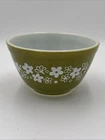 Vintage Pyrex #401 Spring Blossom Green Crazy Daisy 1.5 Pt Nesting Mixing Bowl