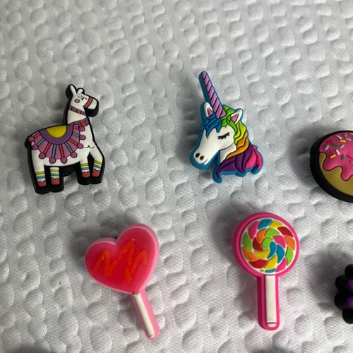 Charms Crocs lotto di 9 bambine - Foto 2 di 4