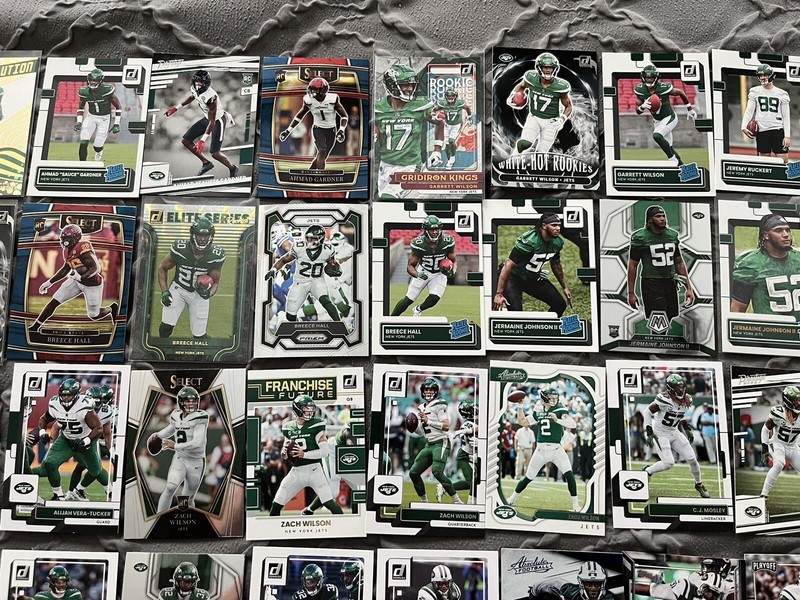 New York Jets 53 Football Card Lot: Wilson/Gardner/Hall/Williams/Johnson