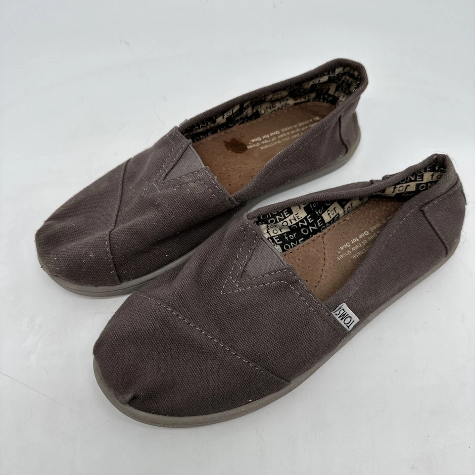 TOMS Niños Lona Clásicos Temporada Talla 4 Juvenil Gris Foto 2 de 4