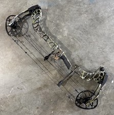 Mathews Vertix Compound Bow RH 70lb 29” Draw Camo Bare Bow AVS Cross Centric Cam