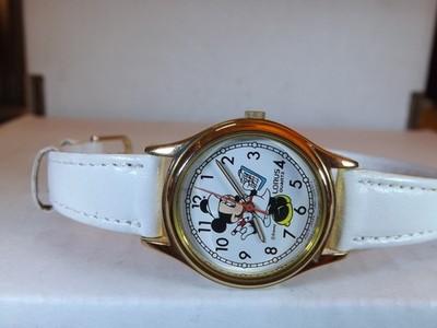 Disney Seiko Lorus Womens Vintage Minnie Mouse Nurse Watch  display picture 2