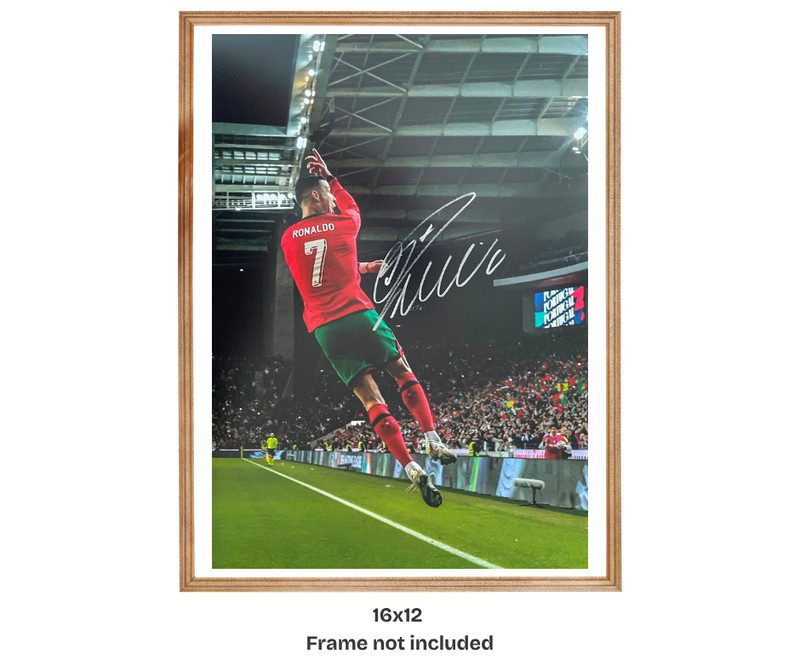Cristiano Ronaldo Hand Signed Portugal Siu Autograph Photo - PSA Approved & COA