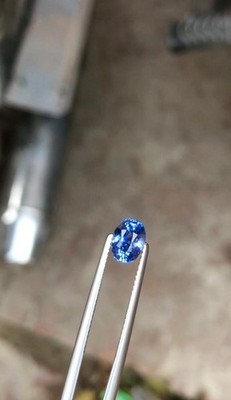 Natural sapphire  Color:blue  Clarity:Eye Clean  Treatment: None Origin:SriLanka