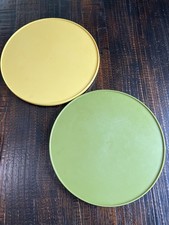 VTG Rubbermaid Lazy Susan 10.5 Lot of 2 Avocado Green And Harvest Yellow