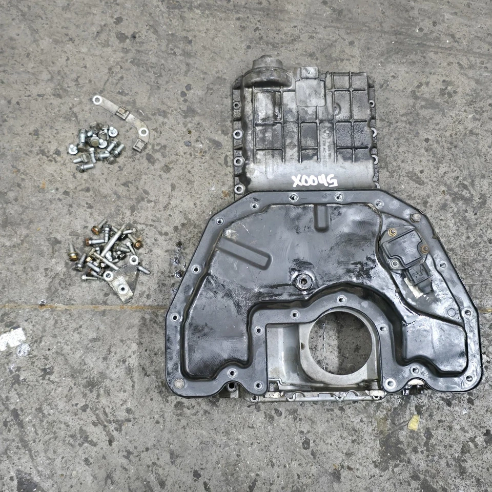 BMW 545i 550i 645i 650i 745i 750i 2004-2010 cárter de aceite del motor 11137544594 OEM usado Foto 3 de 4