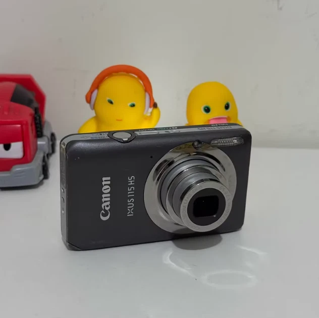 Shiny Gray Canon IXUS 115 High - Def Image Unleash Your Creative Photo Shoots - Image 4 of 4