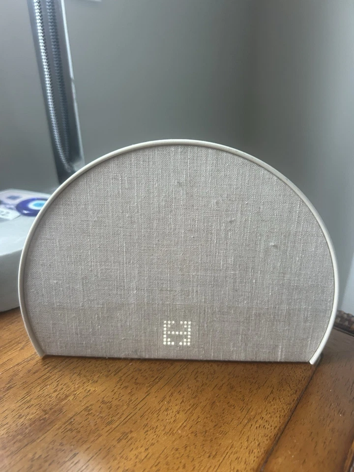 Reloj despertador Hatch Restore 2 Sunrise, máquina de sonido, aplicación de luz inteligente - masilla Foto 2 de 2