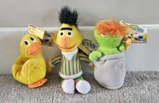 Vintage 1997 Tyco Sesame Street Beans Plush Toys Bert, Oscar the Grouch Duckie