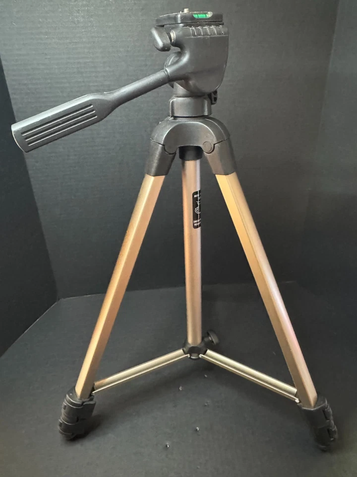 Sunpack Platinum Plus 6400 UT Multi-Function Tripod - Excellent condition - Image 2 of 4
