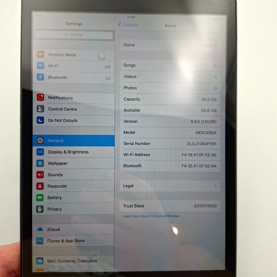 Apple iPad Mini 1st Gen 64GB Wi-Fi - Fully Working Spares/Repair Due To Age, photo 2 of 5