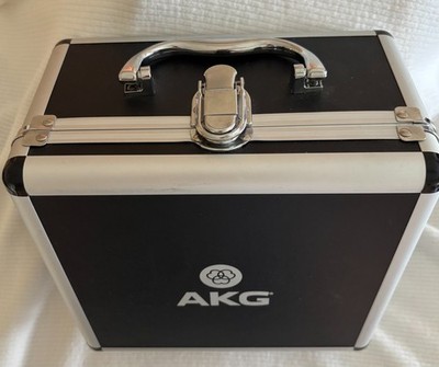 AKG Microphone set with Case - D 8000 S Microphones with 1 cable