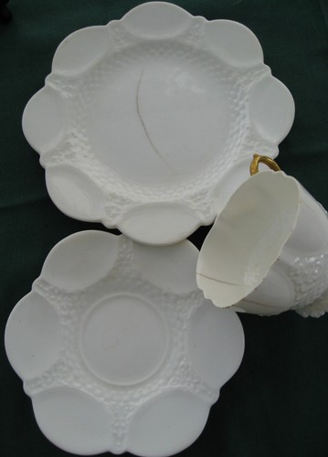 Antique Aynsley Crown 2 x Trios Scalloped Fine Bone China Rd 334379 1905 - Picture 11 of 14