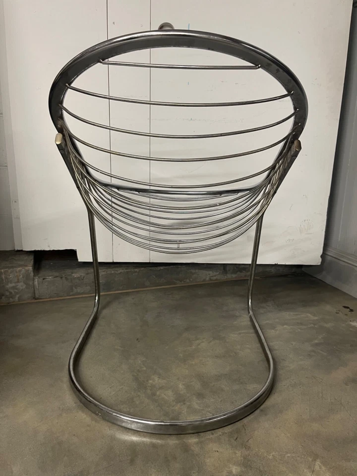 Sillas voladizas cromadas Mid-Century atribuidas a Gastone Rinaldi - Juego de 3 Foto 2 de 4