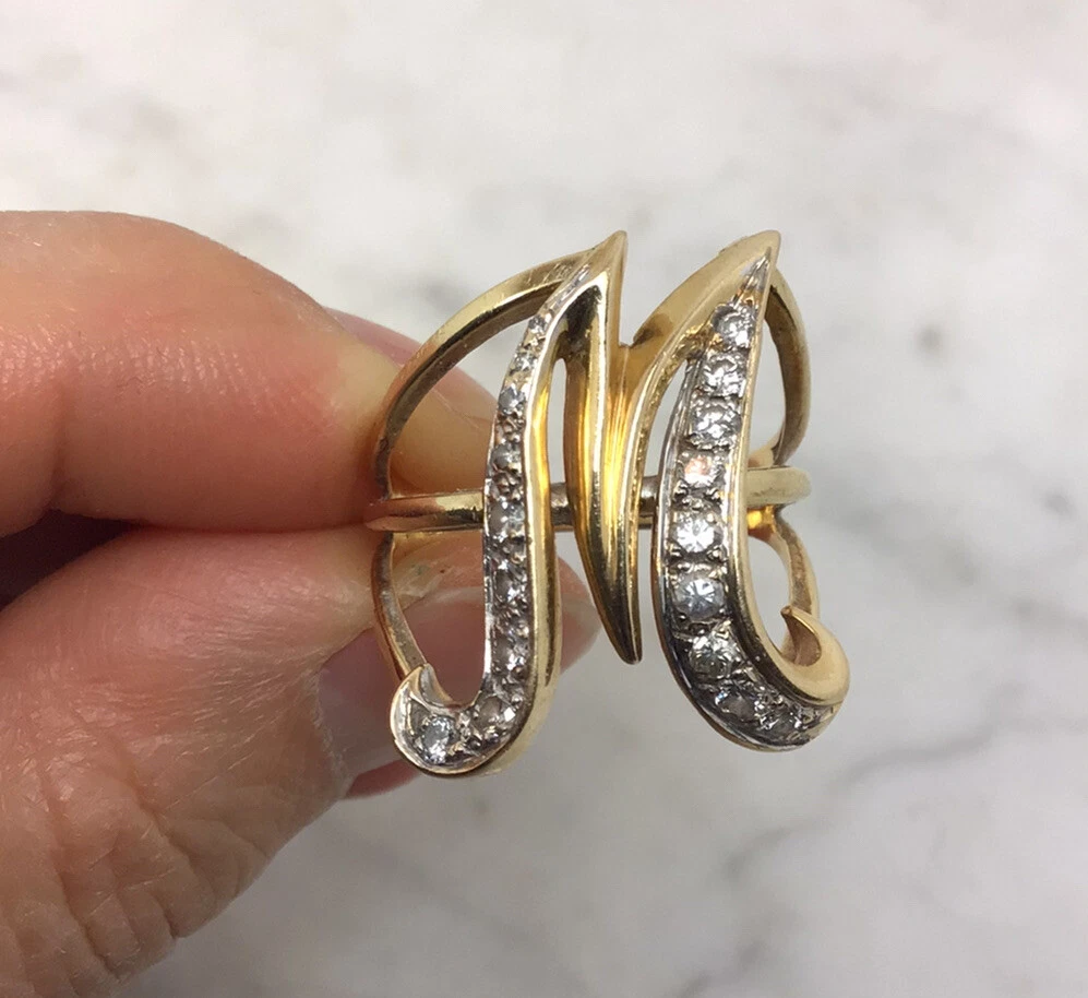 Vintage 14K Yellow Gold Diamond M Initial Size 8.75 Ring 6.18