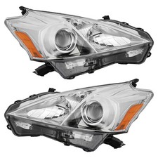For 2012-2014 Toyota Prius V Headlight Halogen Headlamps Pair Leftright Side