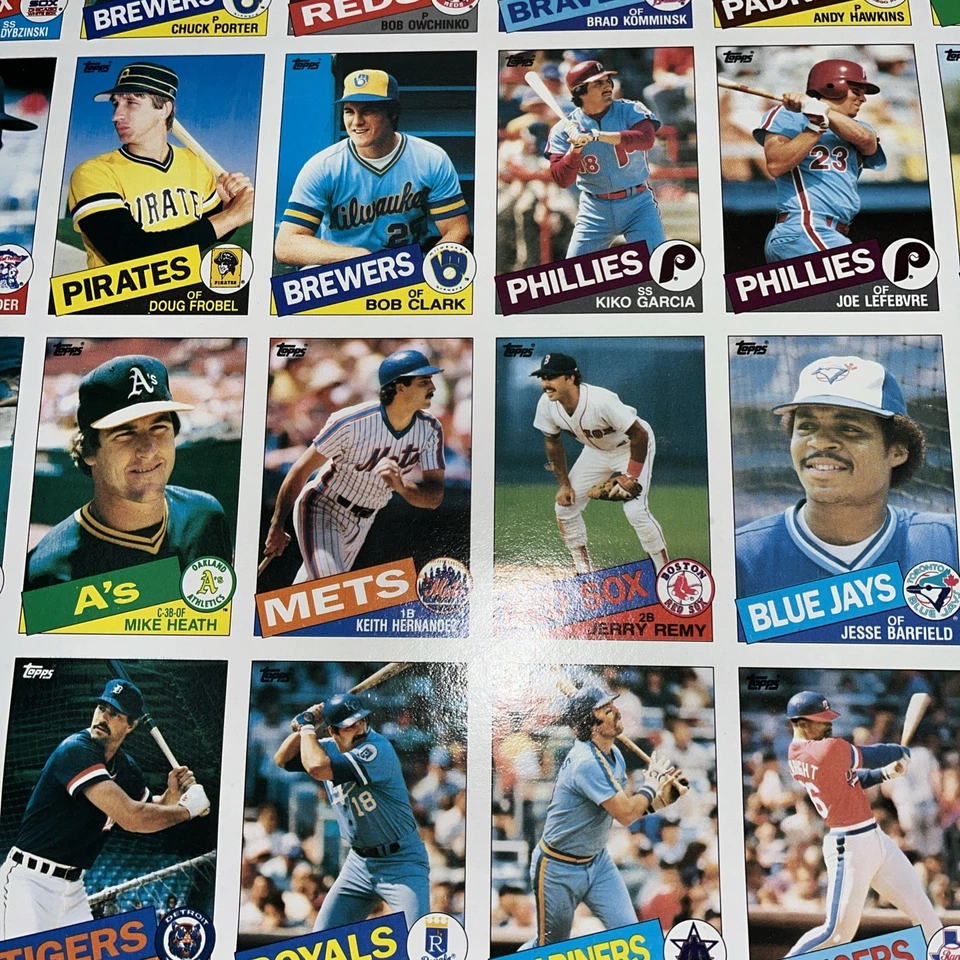 Tarjeta de béisbol Topps 1985 hoja vintage sin cortar (132 tarjetas) 28" x 43" George Brett Foto 3 de 4