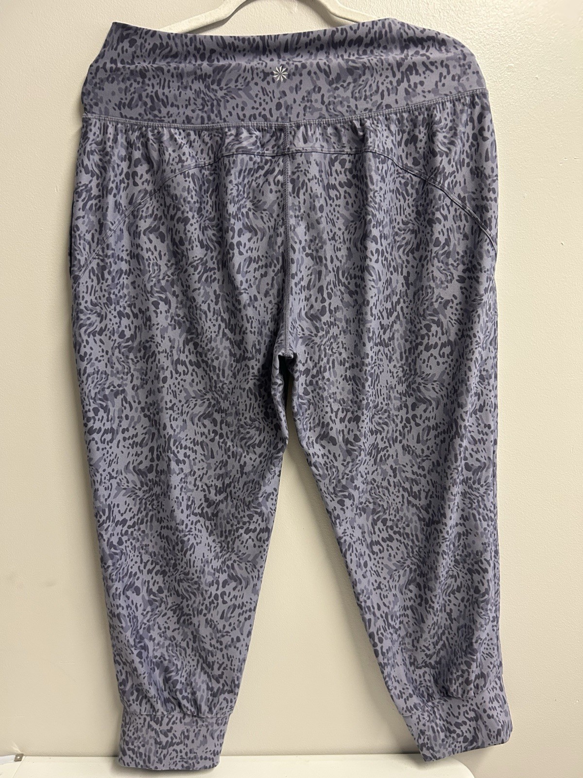 Gray Patterned High-Waist Lounge Pants - image 2