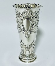 Antike viktorianische massive Sterlingsilber geriffelte Trompetenvase 1895 Mappin & Webb