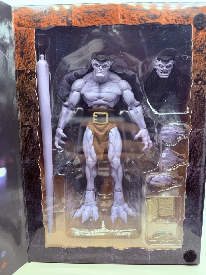 NEW NECA Disney Ultimate Gargoyles Goliath Action Figure MINT - Image 3 of 4