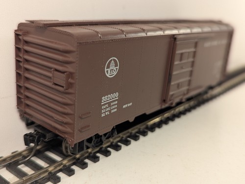 Accurail Spur HO 40' AAR Stahl Boxcar 382000 Baltimore & Ohio | Condition: Used