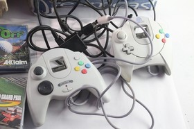 Sega Dreamcast Boxed Working W/ Games Inc Crazy Taxi & 2 Controllers 