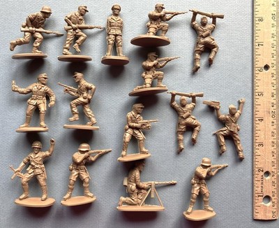 Vintage 1983 Matchbox 54mm plastic German Afrika Korps DAK toy