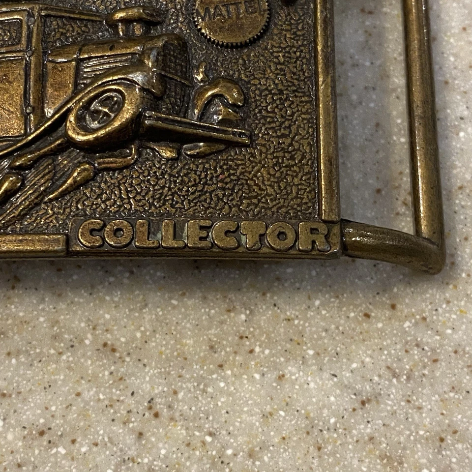 Hebilla de cinturón de latón macizo Mattel Hotwheels 1978 de colección logotipo de llama Foto 4 de 4