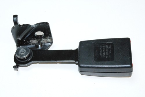 Boucle de ceinture de sécurité arrière droite BMW i3 7347725 I01 2015 RHD