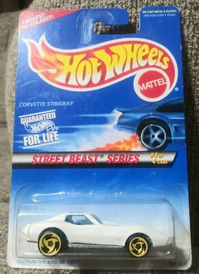 1997 Hot Wheels #486 ∞ CORVETTE STINGRAY ∞ WHITE STREET