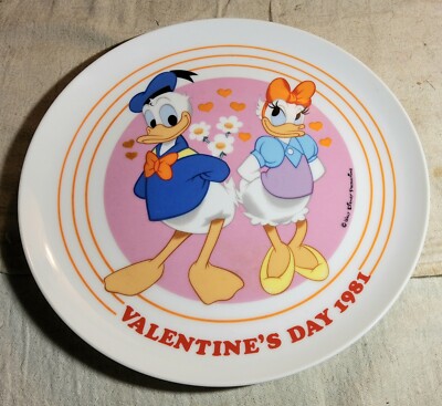 VALENTINE'S DAY 1981 SCHMID COLLECTOR PLATE DONALD & DAISY DUCK