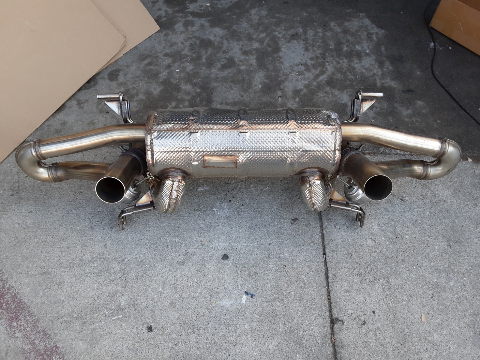 Lamborghini Huracan TITANIUM STO EVO OEM Exhaust Muffler Like New 2021