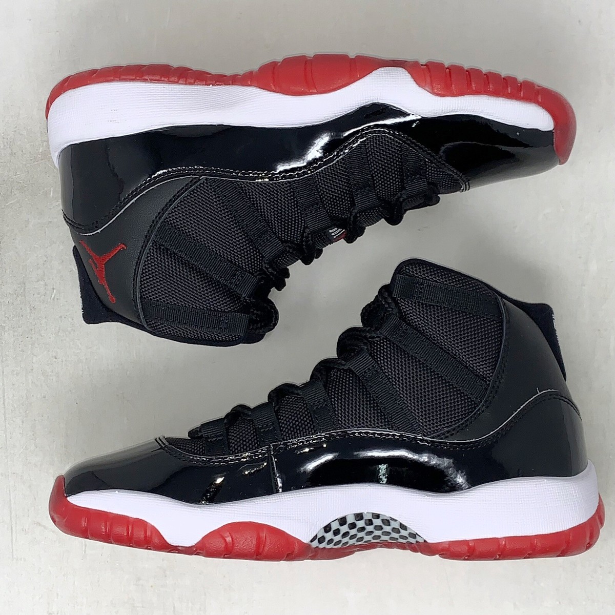 bred 11 size 5.5 y