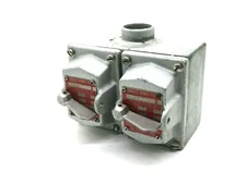 NEW CROUSE HINDS EFD-4240 DOUBLE CIRCUIT BREAKER ENCLOSURE EFD4240