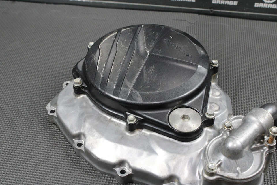 Honda CRF450RX 2019 OEM lado derecho interior exterior cubierta embrague motor bomba de agua Foto 4 de 4