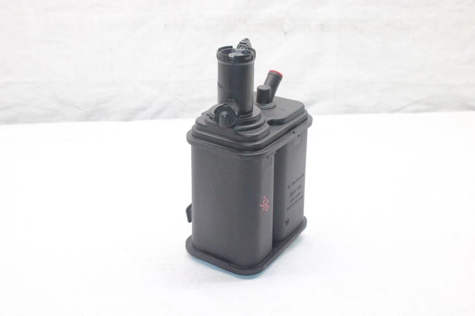 Mercedes SL500 R230 2004 CONV #370 bote de vapor de combustible Foto 2 de 4