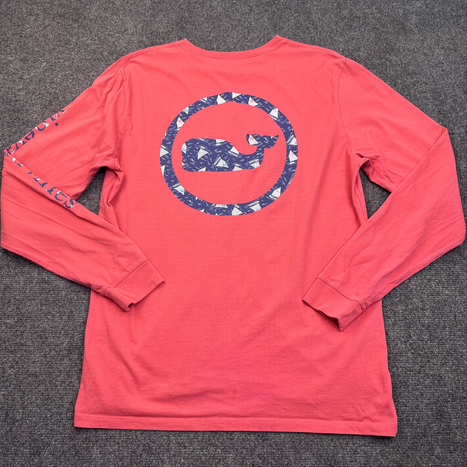 Vineyard Vines Long Sleeve T Shirt Mens Size Medium Pink Double Sided Pocket