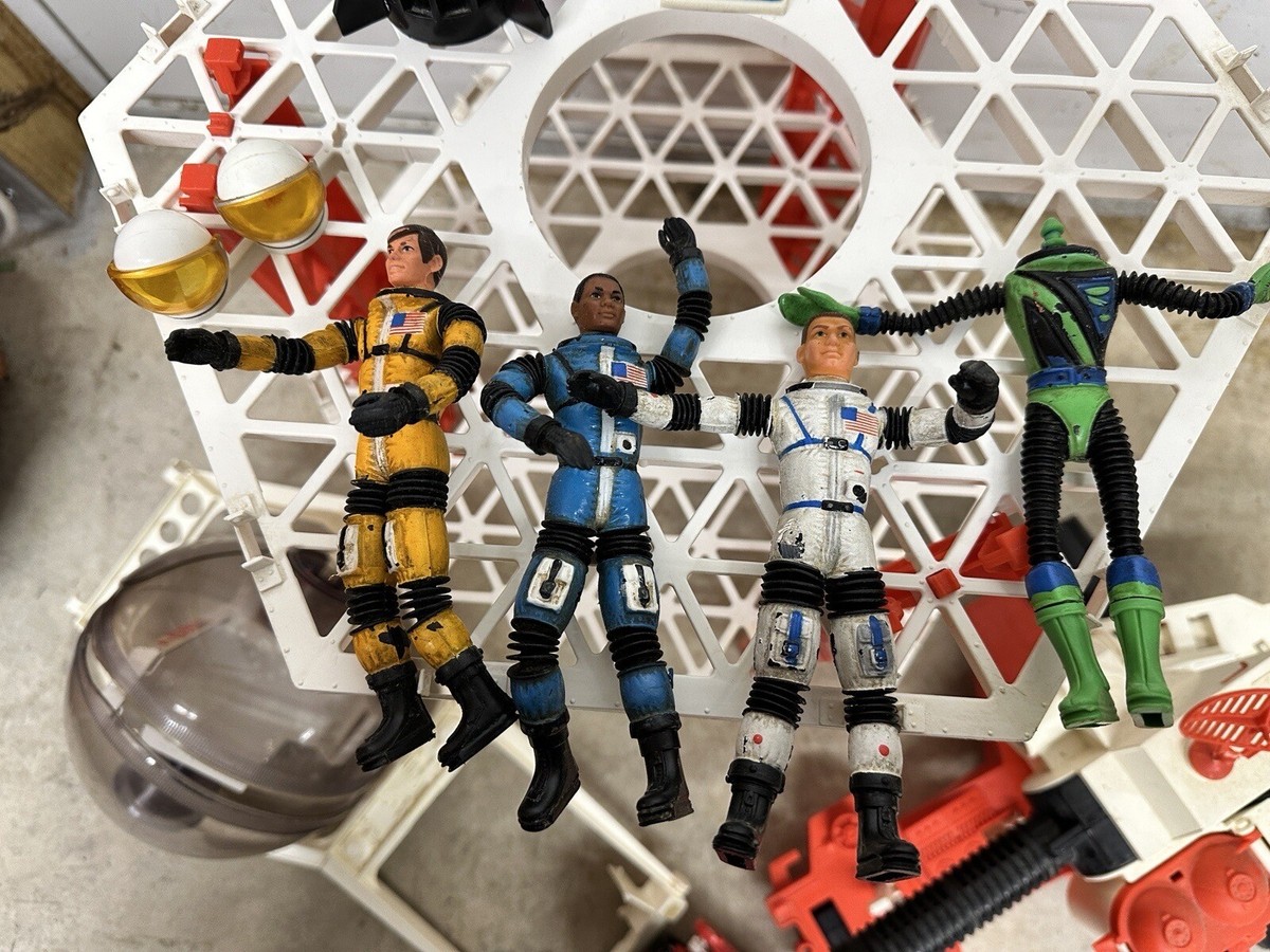 1960's Mattel Major Matt Mason Man In Space Figures