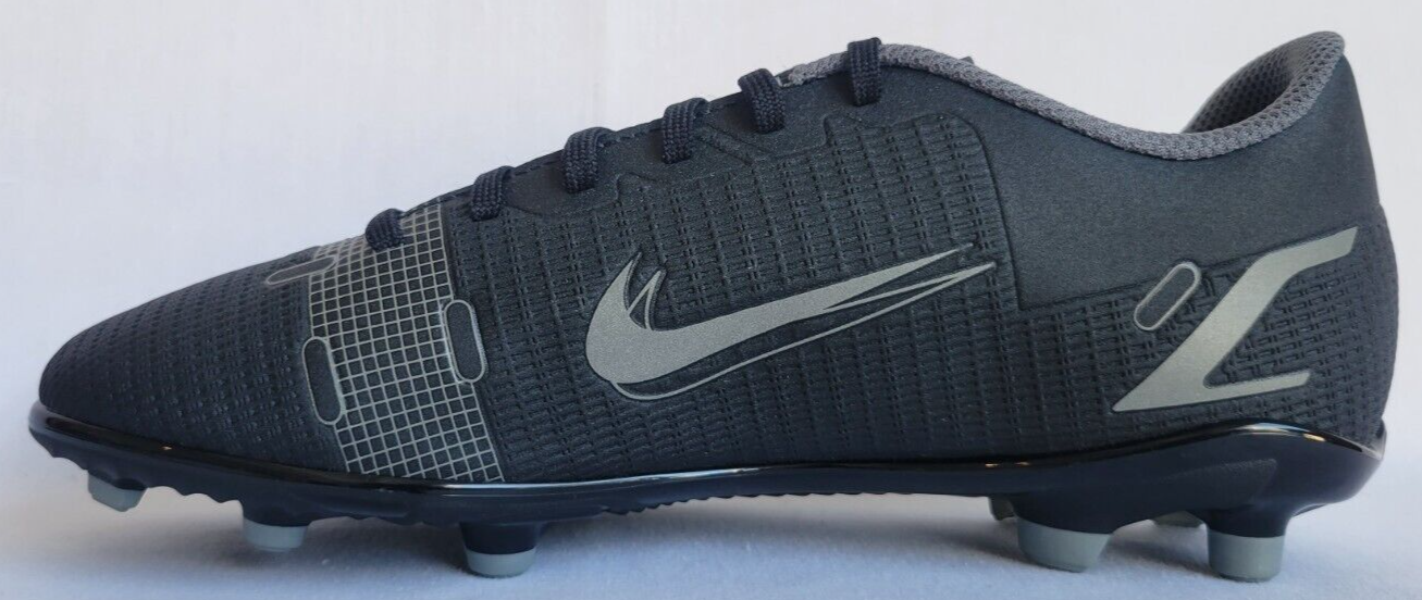 Youth Size 6Y Black Nike Mercurial Vapor 14 Club FG/MG Soccer Cleats CV0823004 eBay