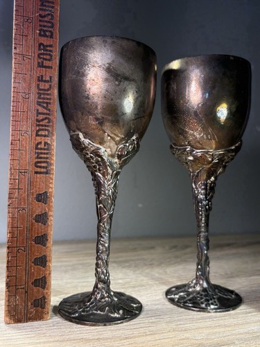 2 Vintage Godinger Silver Plated Wine Goblet Grape Vine Leaf Design 7.5 Inches - Picture 7 of 7