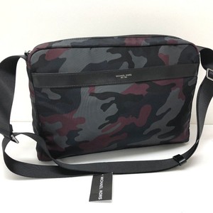 michael kors camo crossbody bolsa