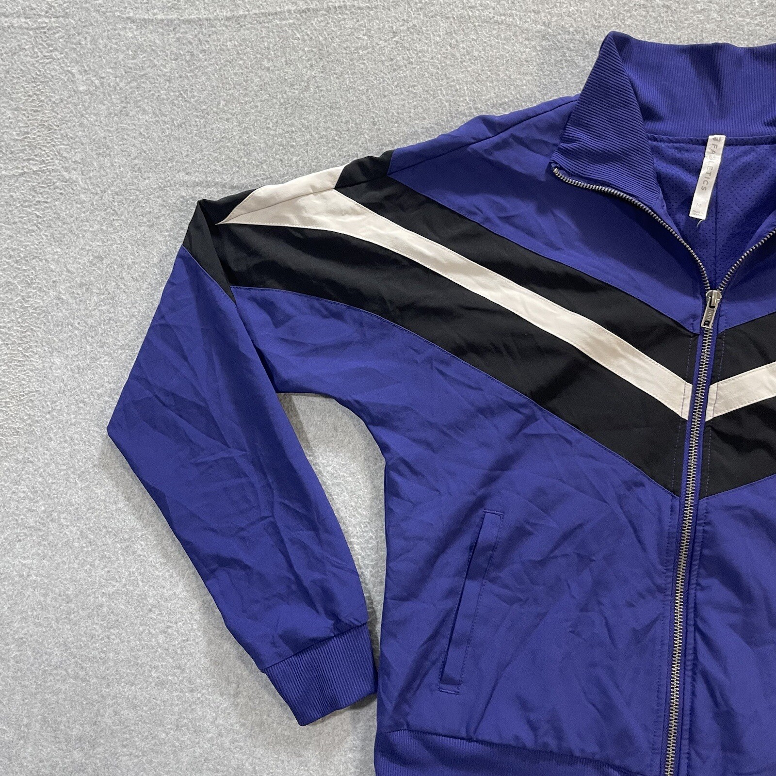 Fabletics Jacket Windbreaker Track Suit Size Medi… - image 5