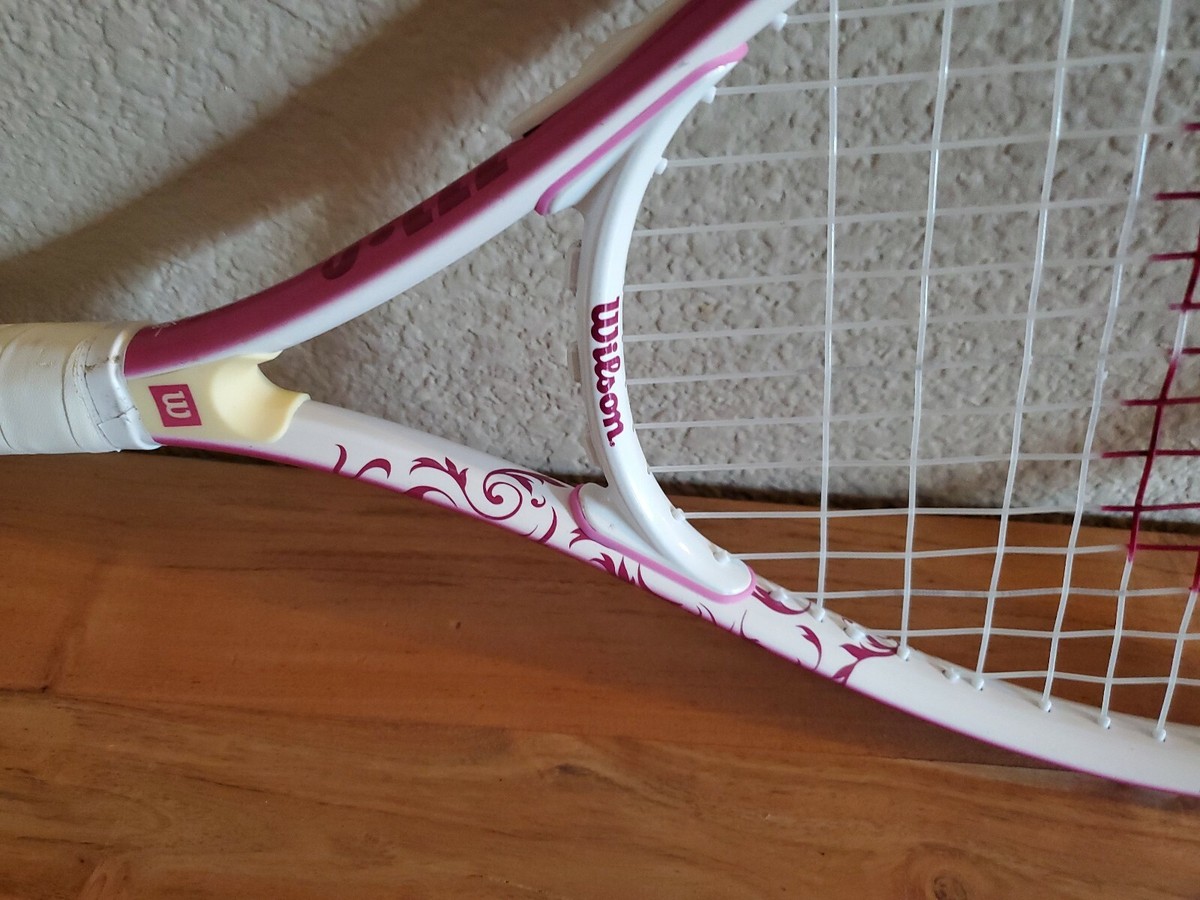Raquette Tennis Wilson Hope Rose - Taille De Manche 4 1/4 L2 - 27 Pouces - Cancer Du Sein
