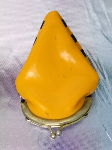 Monedero de colección Bumble Bee Kiss Lock ~ Años 70 Hecho en Hong Kong ~ ¡KITSCHY! - Imagen 2 de 5