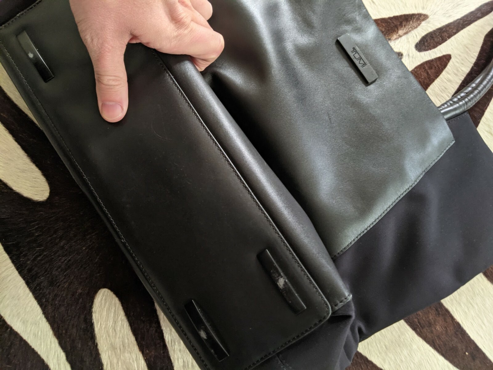 Rare Tumi Large Everyday Leather and Nylon Tote Bag Black Clean GUC VOYAGEUR image 7